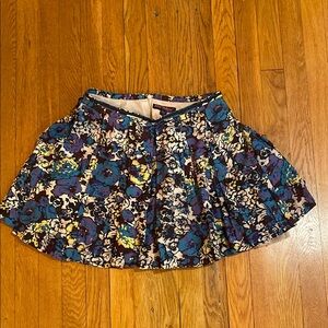 Floral Women's Skirt - Multicolor